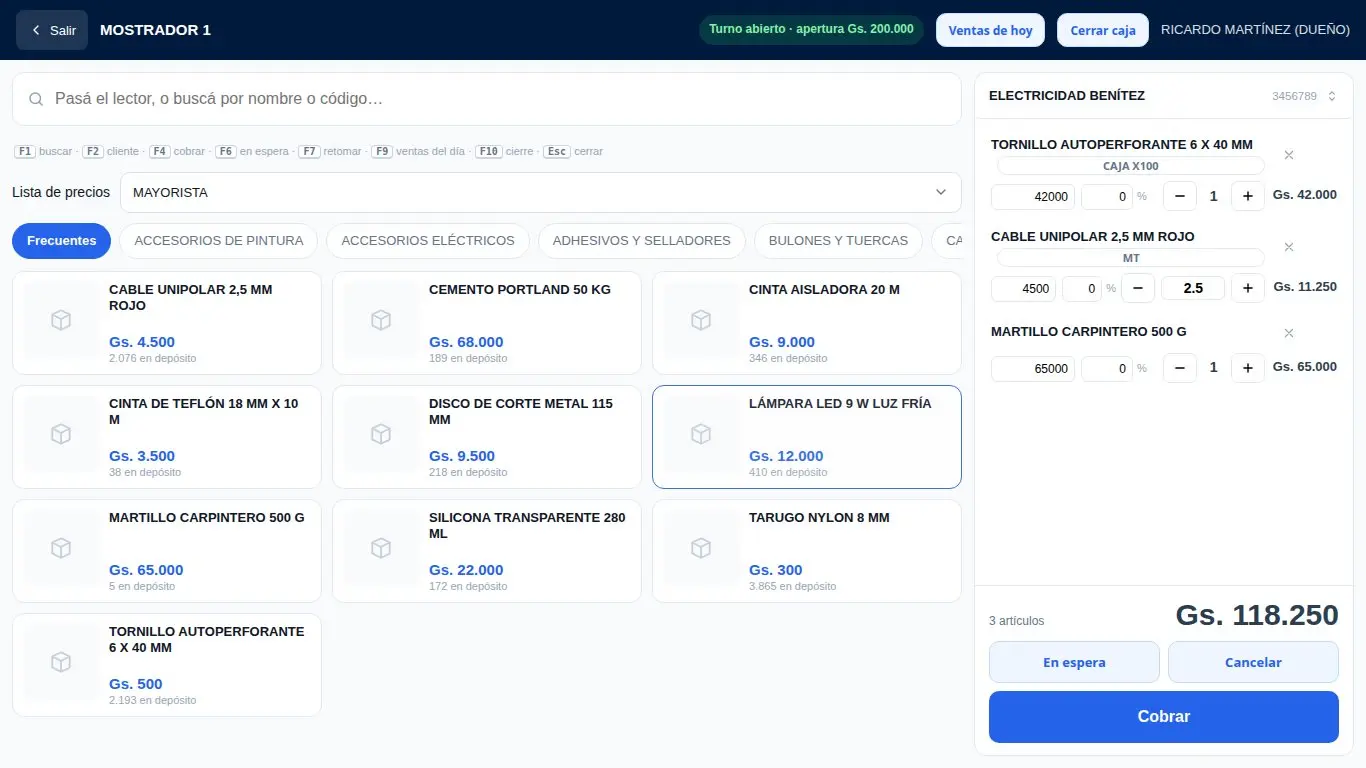 El mostrador de KTech Ferretería con la lista mayorista y el ticket del cliente